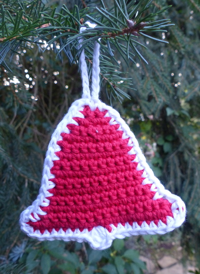 Weihnachtsbaumanhänger häkeln - Weihnachtsgirlande 