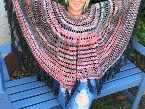 Häkelanleitung Poncho "Samba" - mit Fledermauseffekt 