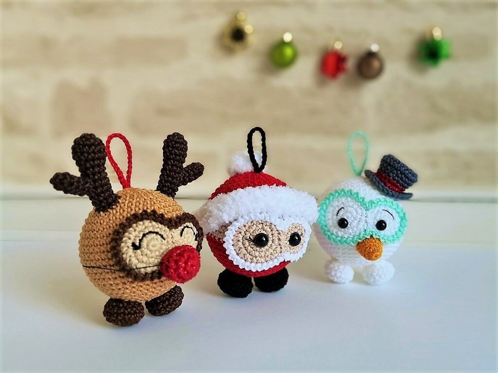 Häkelanleitung Weihnachts-Knobblys - knubbelige Taschenbaumler oder Deko