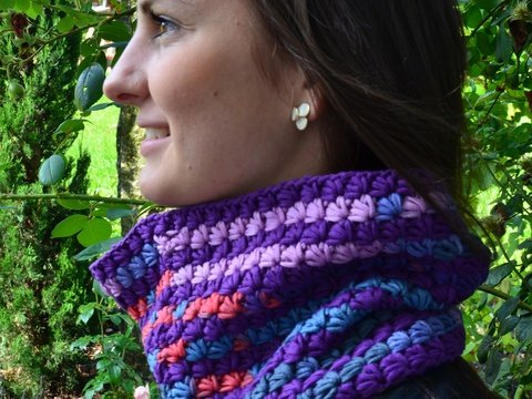 Loop Enna zweifarbig gehäkelt im Sternchenmuster