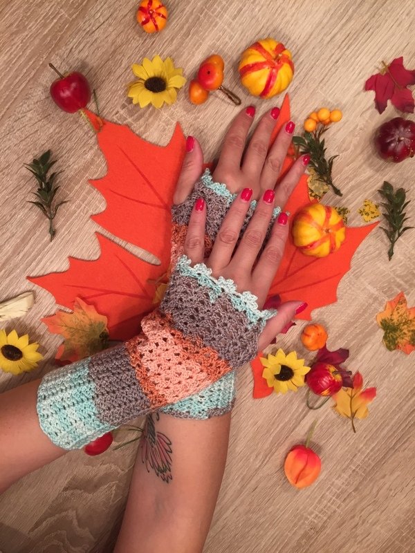 Häkelanleitung Armstulpen/Pulswärmer "Nici" - Bild 2