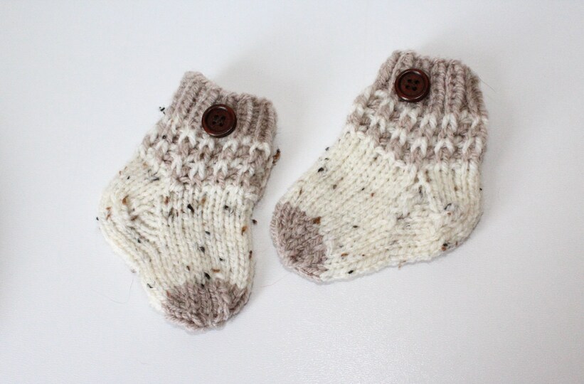 Strickanleitung Baby-Set, Mütze, Booties und Söckchen, ca. 0 - 5 Monate