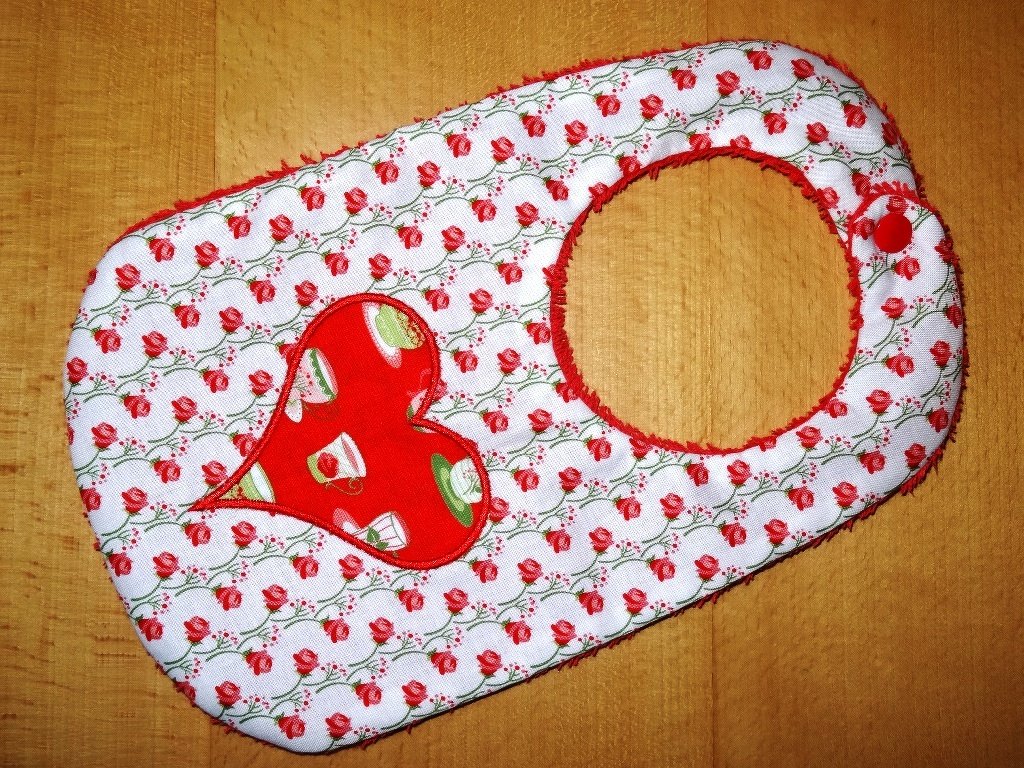 Lätzchen Stickdatei Ith in 18x26cm und 18x30cm 3 Motive