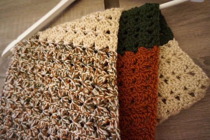 Infinity scarf Deimile crochet pattern