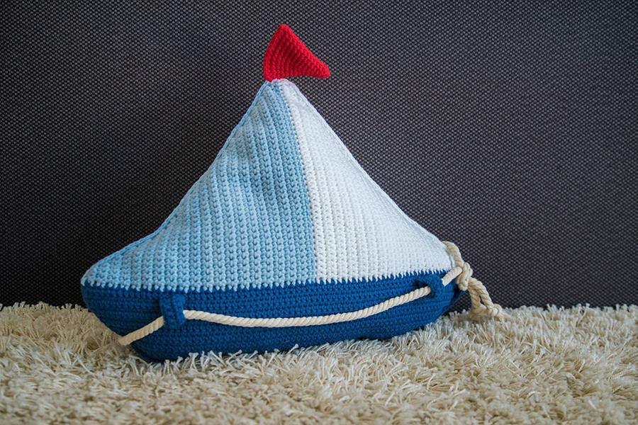 Crochet Pattern Sail Boat Pillow - Image 2