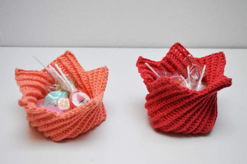 Blütenkörbchen, Sternenkörbchen Häkelanleitung 