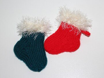 Strickanleitung Weihnachtssocken, Adventskalender, Geschenkanhänger, Christbaumanhänger
