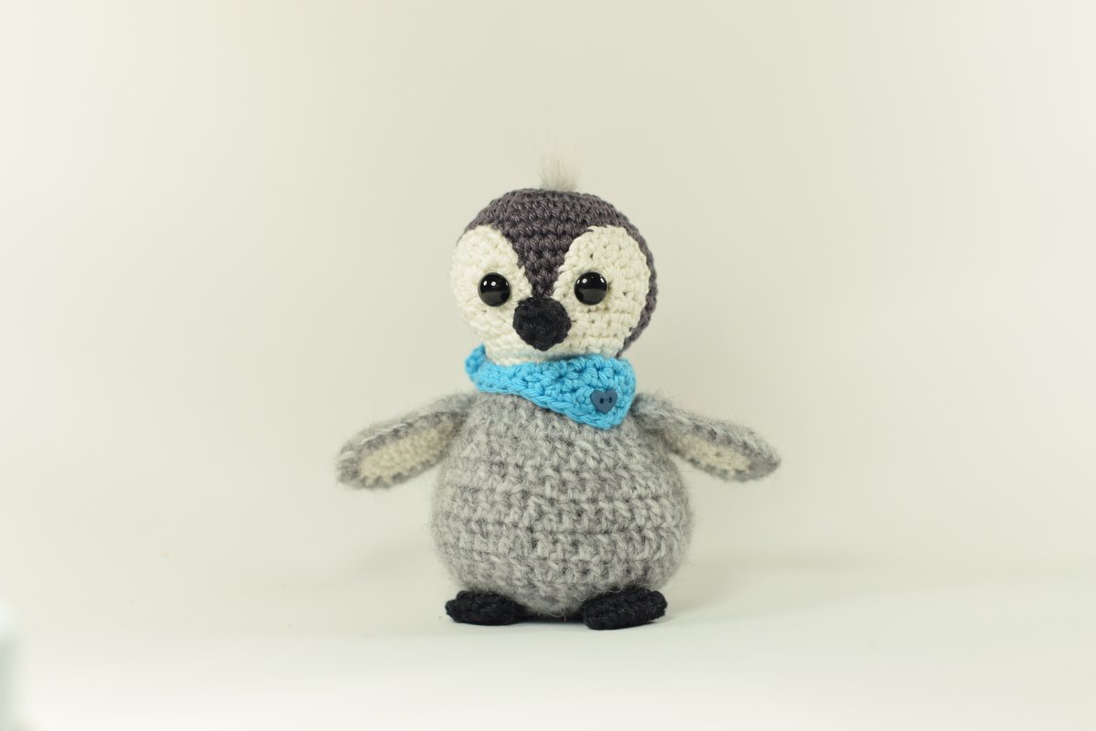 Haekelicious Babypinguin mit Halstuch