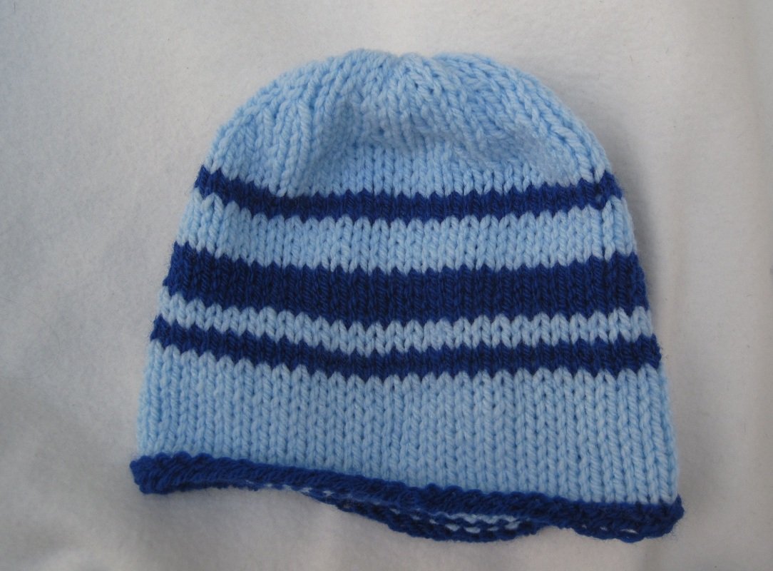 Strickanleitung Babymütze Blau von 0 bis 6 Monate tragbar- ideal auch für Anfänger - Bild 2