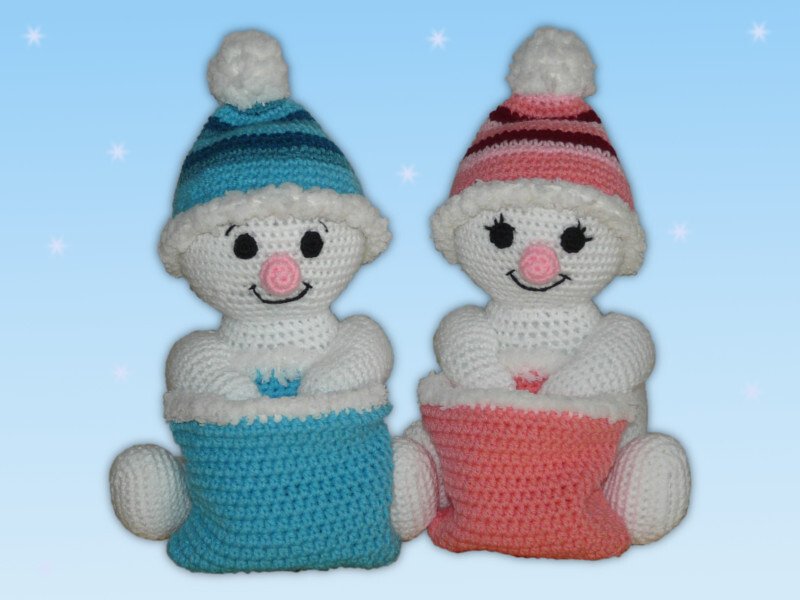 Crochet Pattern Snowman or Snowgirl with Santa's Bag - Image 2