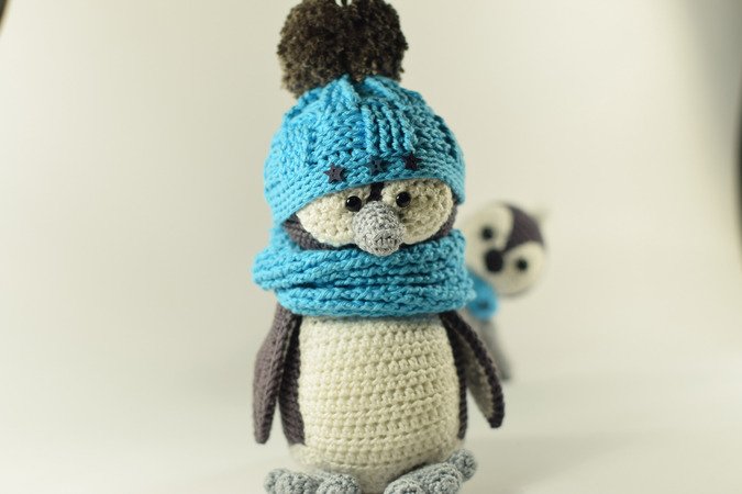 Haekelicious 2 Anleitungs-Paket Babypinguin mit großem Pinguin + Eiswürfel + Mütze + Schal