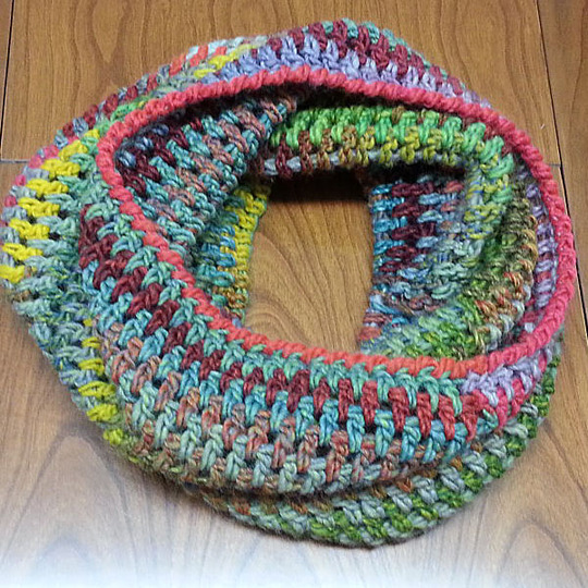 Häkelanleitung Loop Schlauchschal Kunterbunt