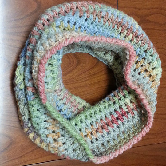 Häkelanleitung Loop Schlauchschal Kunterbunt