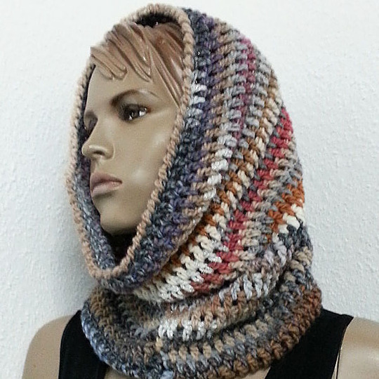 Häkelanleitung Loop Schlauchschal Kunterbunt