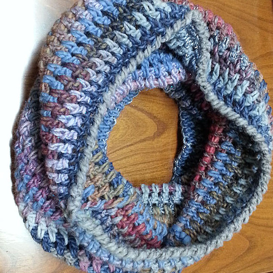Häkelanleitung Loop Schlauchschal Kunterbunt