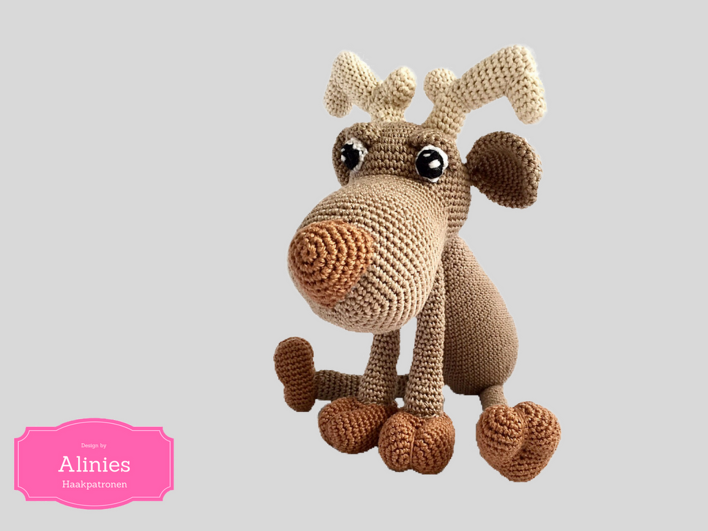 Reindeer amigurumi pattern crochet