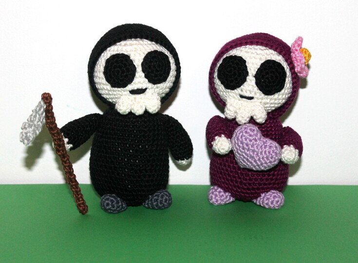 Death and His Girlfriend Crochet Pattern - Halloween, EN & DE