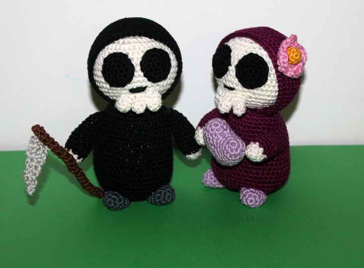 Death and His Girlfriend Crochet Pattern - Halloween, EN & DE