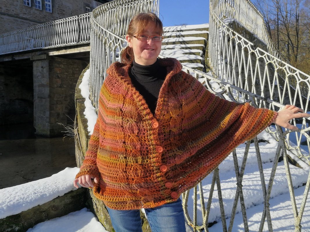 **Häkelanleitung** Damen Poncho/Cape Einheitsgröße 38-46 - Bild 4