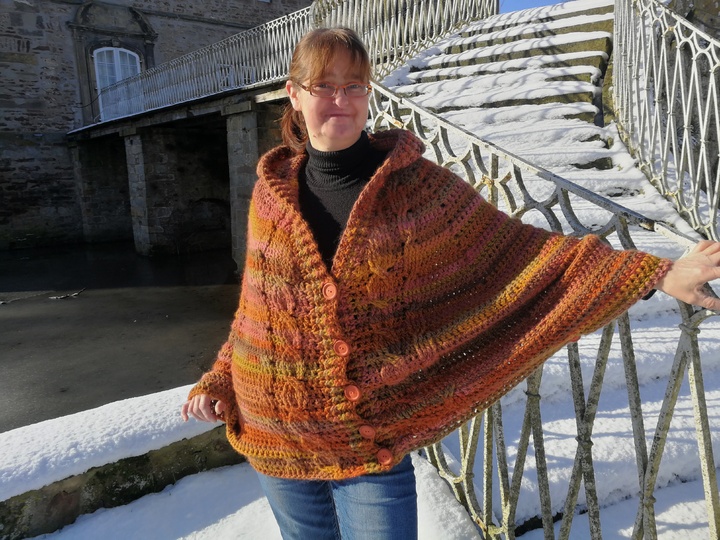 **Häkelanleitung** Damen Poncho/Cape Einheitsgröße 38-46