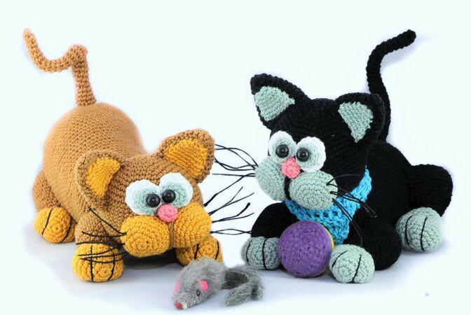 fluffy cats - crochet pattern