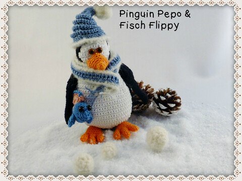 Pinguin Pepo und Fisch Flippy im Winterlook - parat für den ersten Schnee