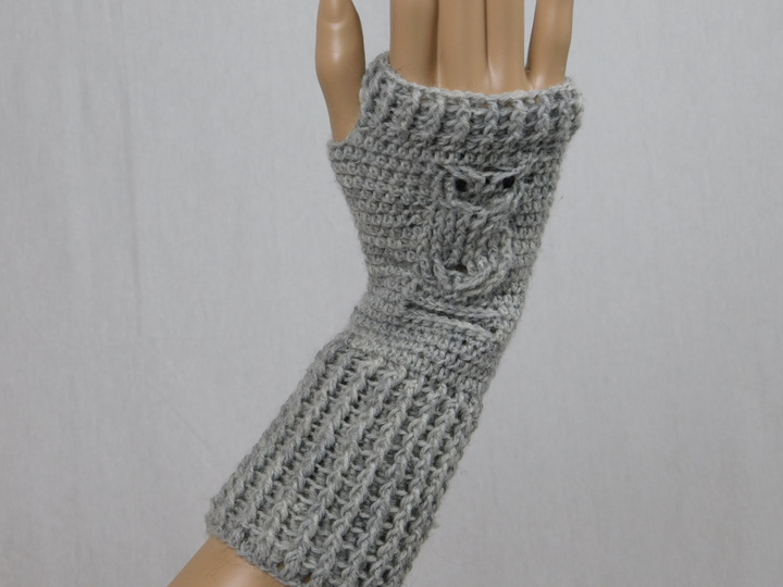 **Häkelanleitung** Damen Pulswärmer mit Eule