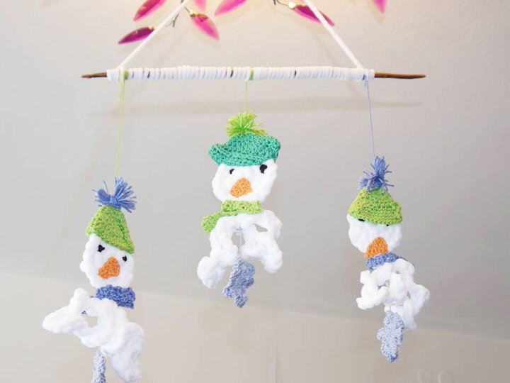 Schneemänner - Flocken zum Häkeln - Weihnachtsdeko
