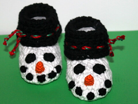 Schneemann-Schühchen häkeln – in drei Größen (deutsche Anleitung)
