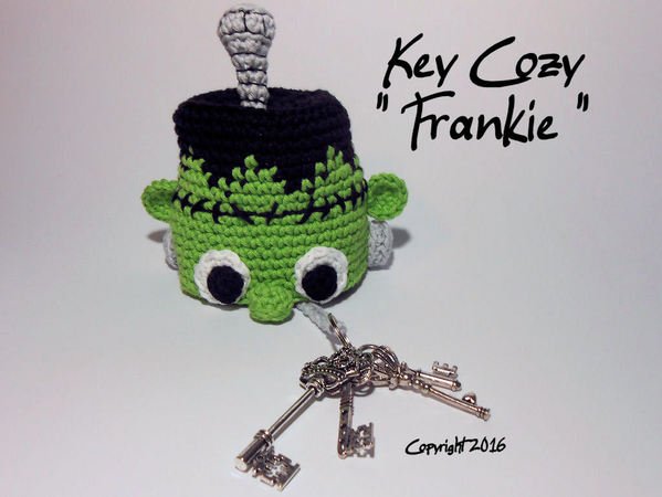 Crochet instruction E-Book key cozy "Frankie" #0002 Sabses Sweeties