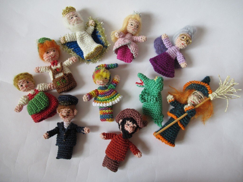 Sparangebot: 10 Fingerpuppen (Kasperletheater)