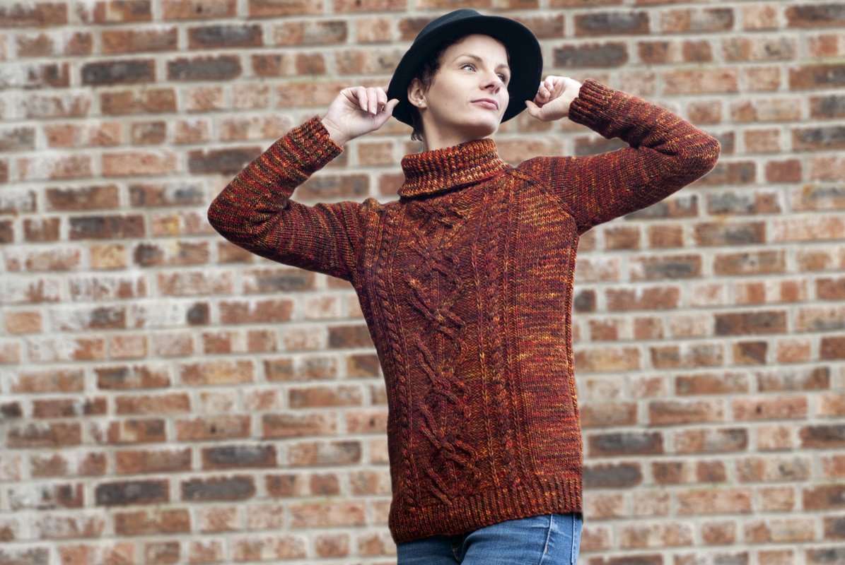 Inga - Turtle-neck sweater with cables