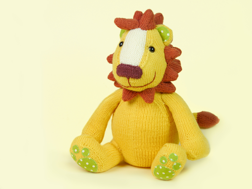 Löwe the Lion, knitting pattern