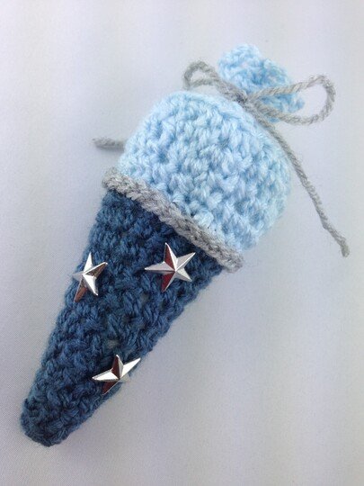 Hund Bobby der Schulhund Häkelanleitung Amigurumi