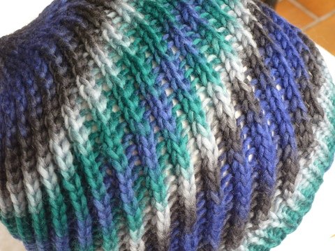 Mütze mit Farbverlauf 