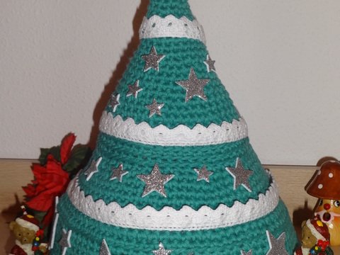 schnell und super einfach gehäkelter Weihnachtsbaum
