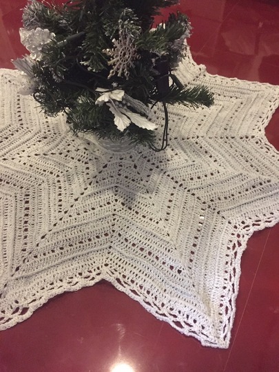 Christbaumdecke - Weihnachtsdeckchen