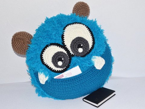 - MY MOO - Kissen häkeln,  Zottelmonster, Kuschelmonster für Jungs mit Versteck
