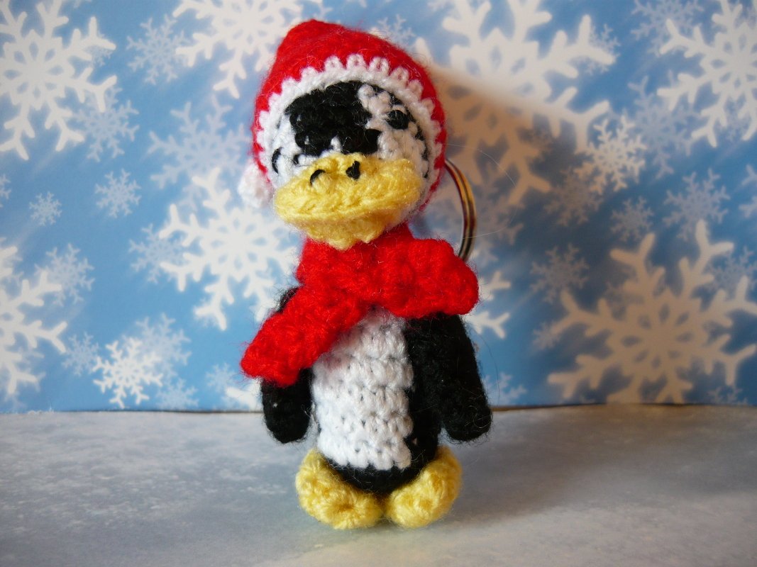Häkelanleitung Pinguin Schlüsselanhänger / Geschenkanhänger