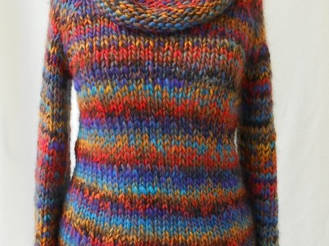 Raglanpulli mit großem Kragen