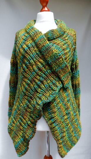 Strickjacke im neuen Look