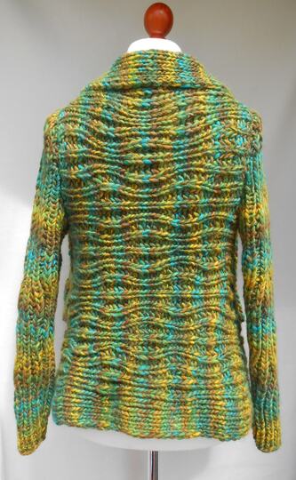 Strickjacke im neuen Look