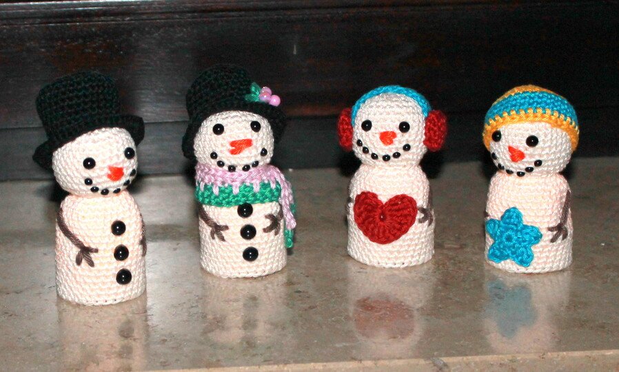 Crochet a Christmas Set – Five Glowing Figures (EN & DE)
