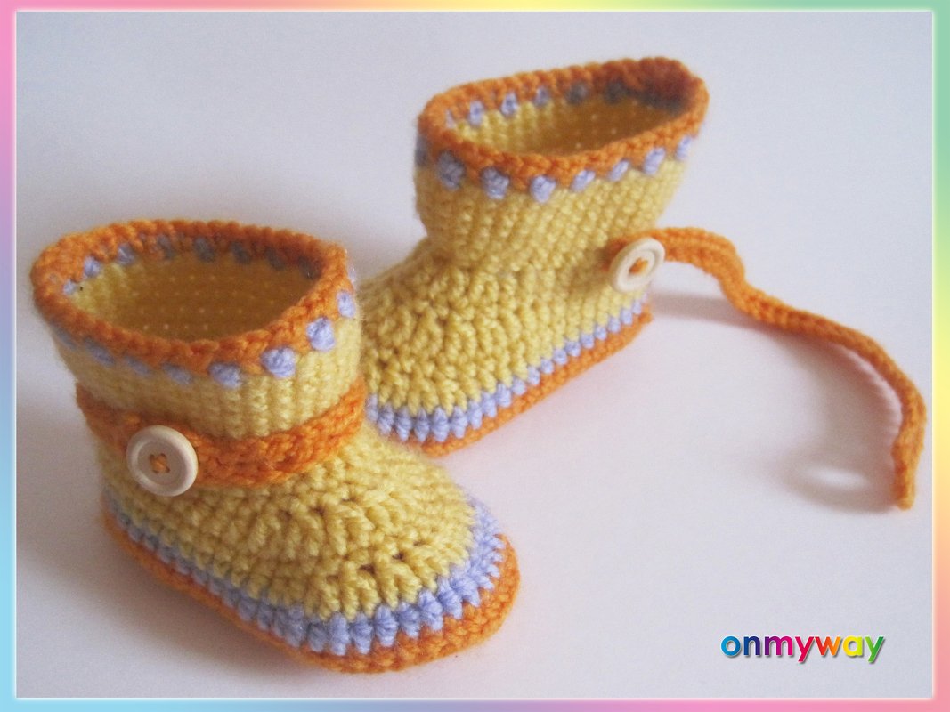 Häkelanleitung: Baby Booties mit süßer Häkelblume (ca. 1 - 6 Monate) - Bild 10