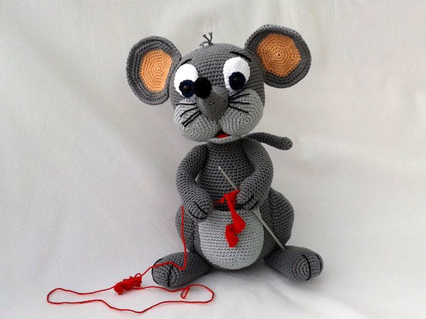 Crochet Pattern "Lola, the mouse"