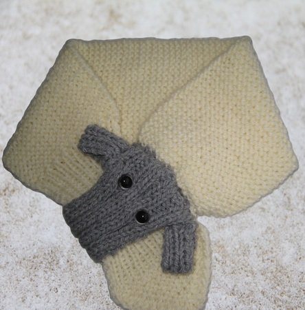 Strickanleitung Schal für Babys und Kinder mit tollem Schafmotiv für Babys und Kinder bis zu 2 Jahren