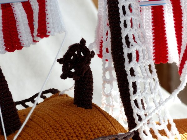 Kalle and Alma and the Pirateship, Crochet-Pattern