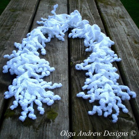 Fringed (curly tassels) scarf crochet pattern 072