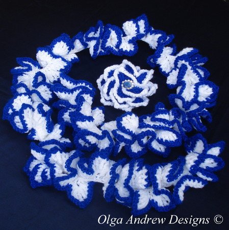 "Dahlia". Ruffle scarf and brooch crochet pattern 030
