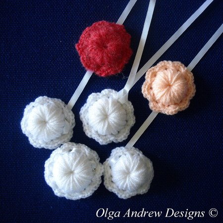 Flower necklace/pendant/brooch crochet pattern 068